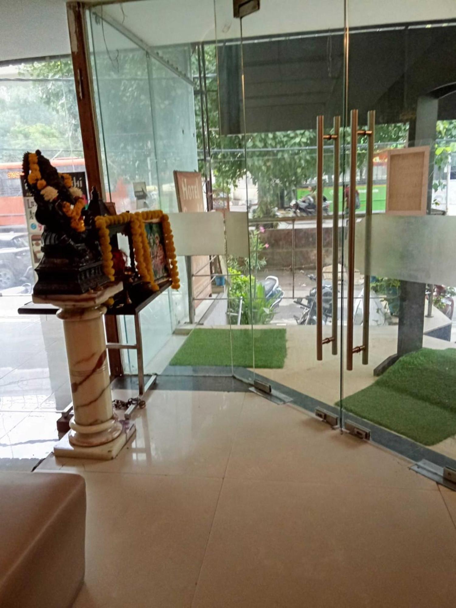 Paschim Vihar Hotel Delhi Kültér fotó