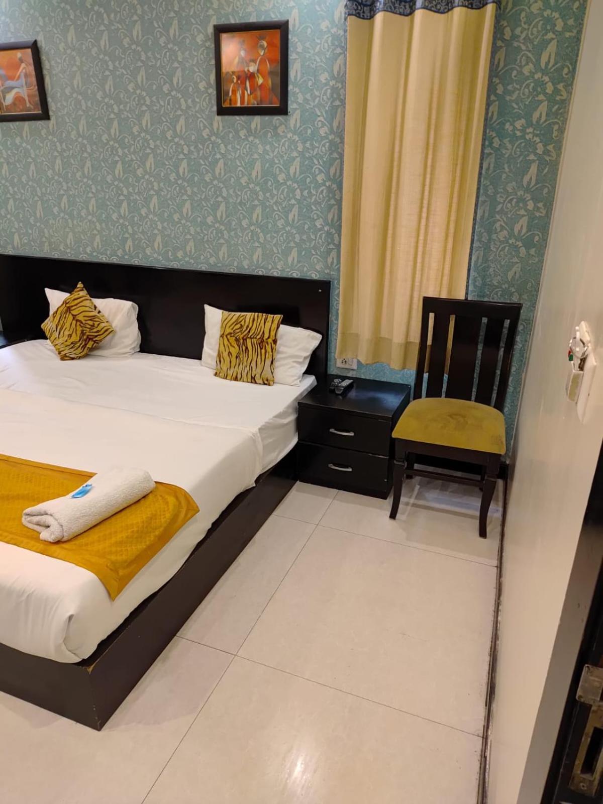 Paschim Vihar Hotel Delhi Kültér fotó