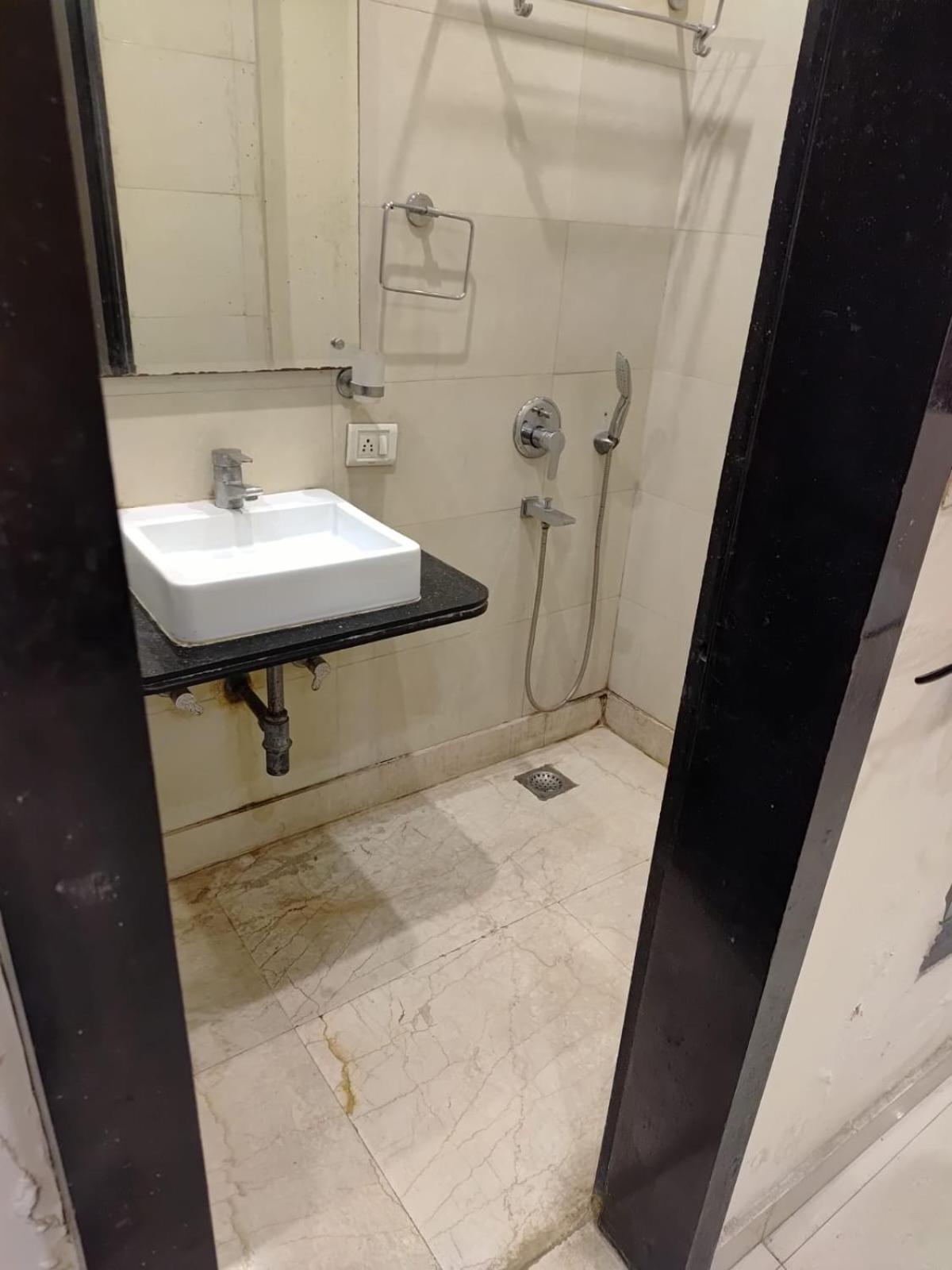 Paschim Vihar Hotel Delhi Kültér fotó