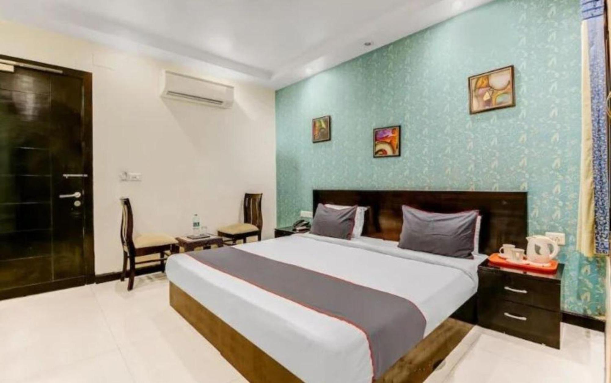 Paschim Vihar Hotel Delhi Kültér fotó