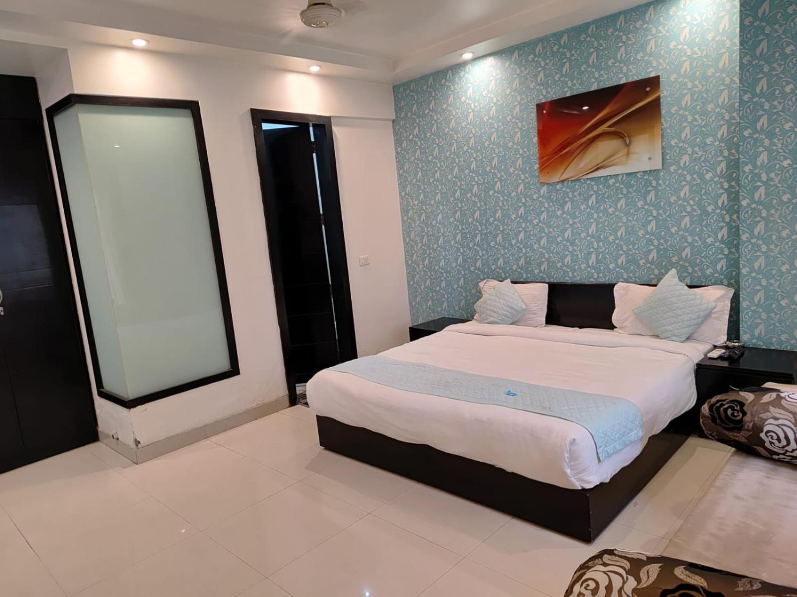 Paschim Vihar Hotel Delhi Kültér fotó